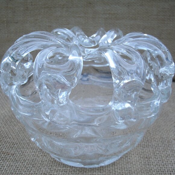 Vintage Art Glass Rose Bowl with Flower Frog - Picture 10 of 16
